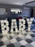 Букви BABY на прокат гендер паті