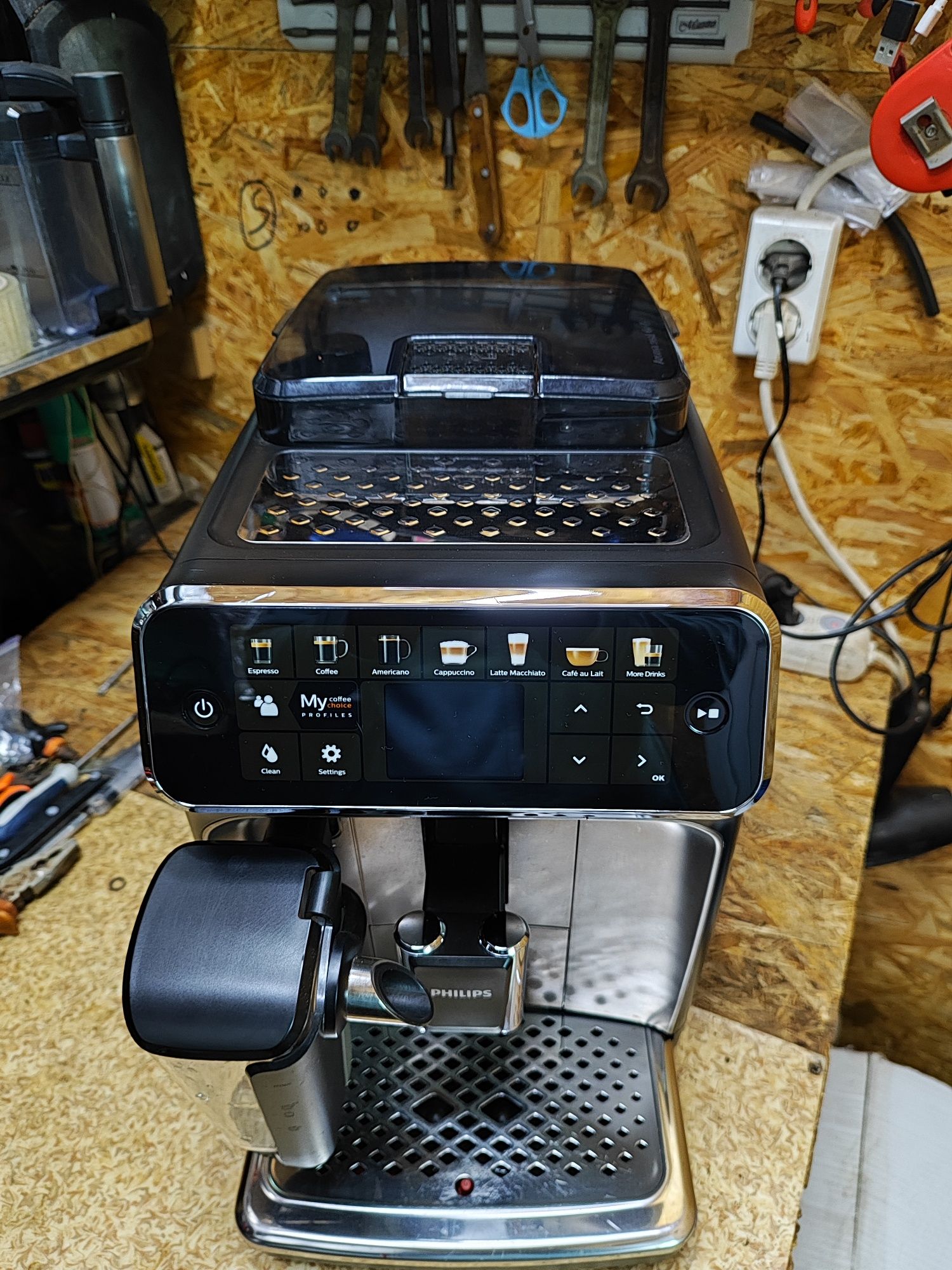 Кофемашина, кавоварка Philips Latte GO