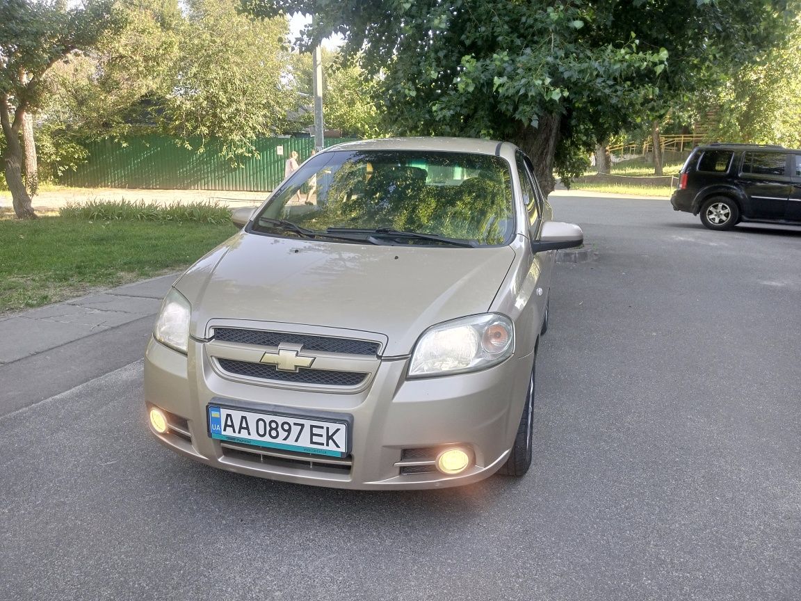 Авео в хорошем состоянии
