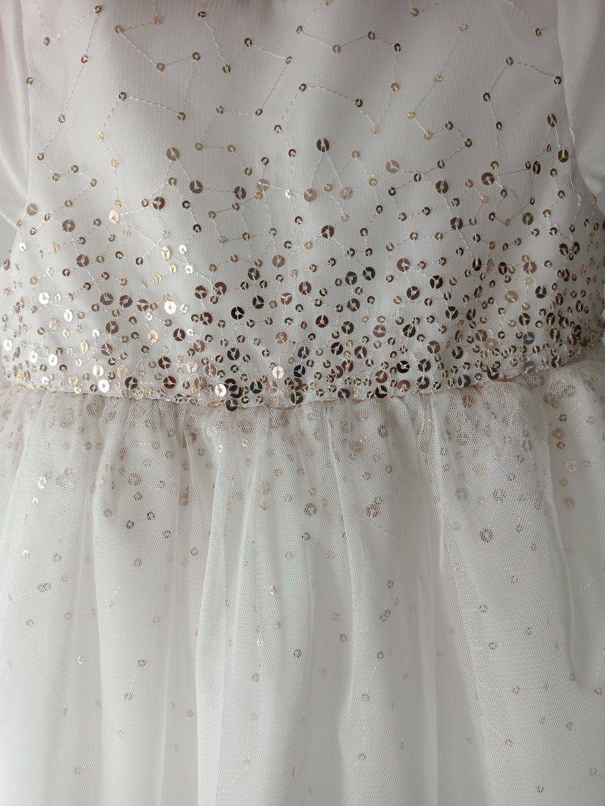 Sukienka elegancka r. 98