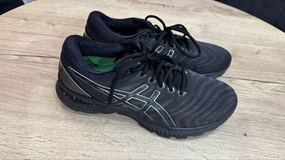 Buty Asics Nimbus 22 roz 44