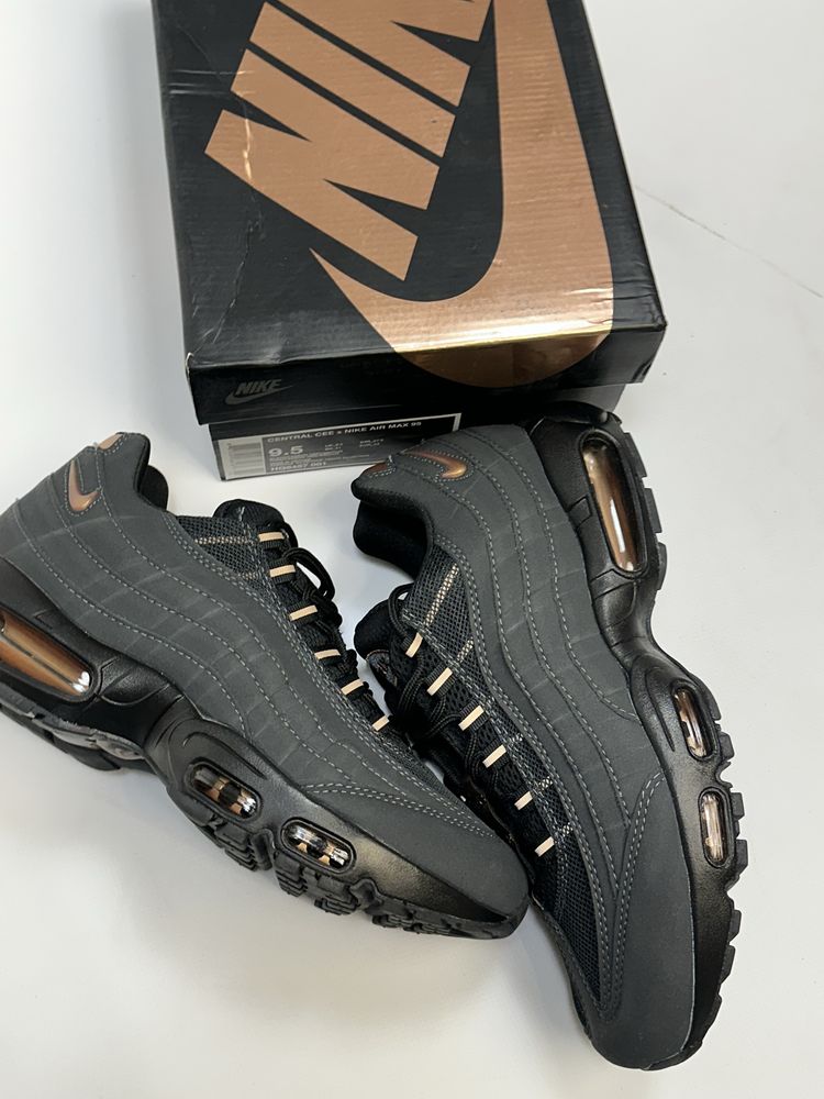Syna world nike air max 95 corteiz wrld кросовки черные кросівки чорні