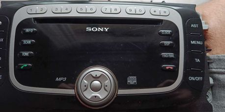 Radio Sony 7M5T-18C939-EB