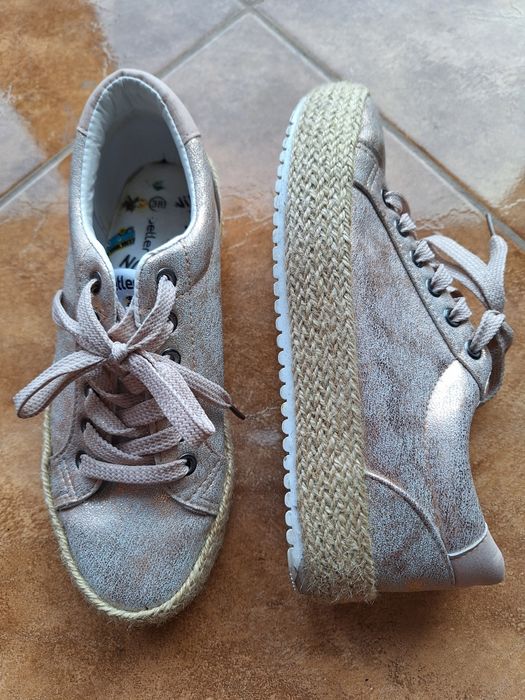 Trampki rosegold r.38