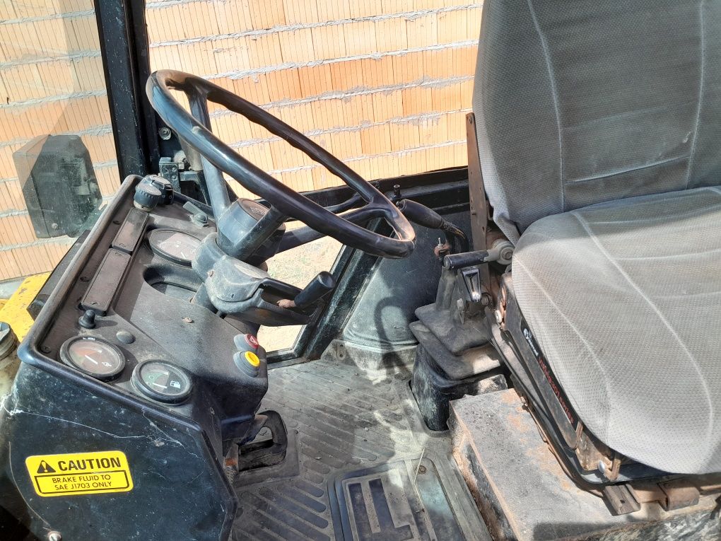 Koparko ładowarka MF 50hx 4x4