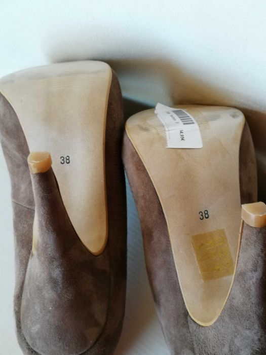 Sapatos salto compensado 38 NOVOS na caixa toupeira promoção