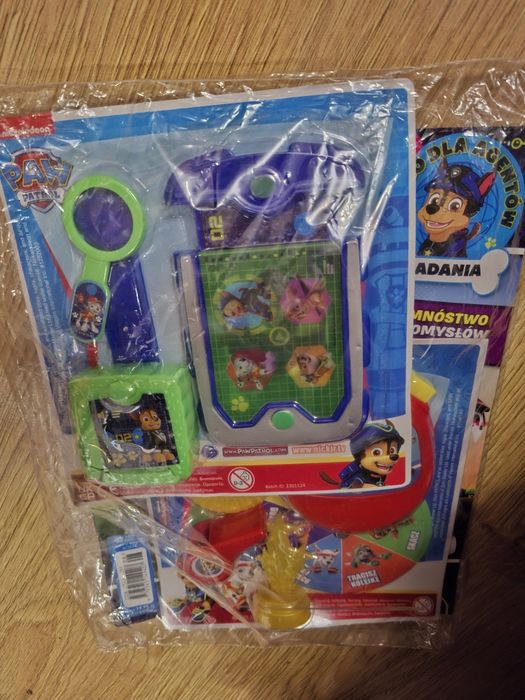 Magazyn gazetka psi patrol z gadżetami 8/24