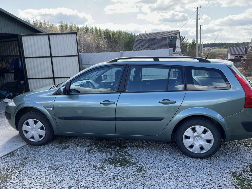 Продам автомобіль Renault Megan