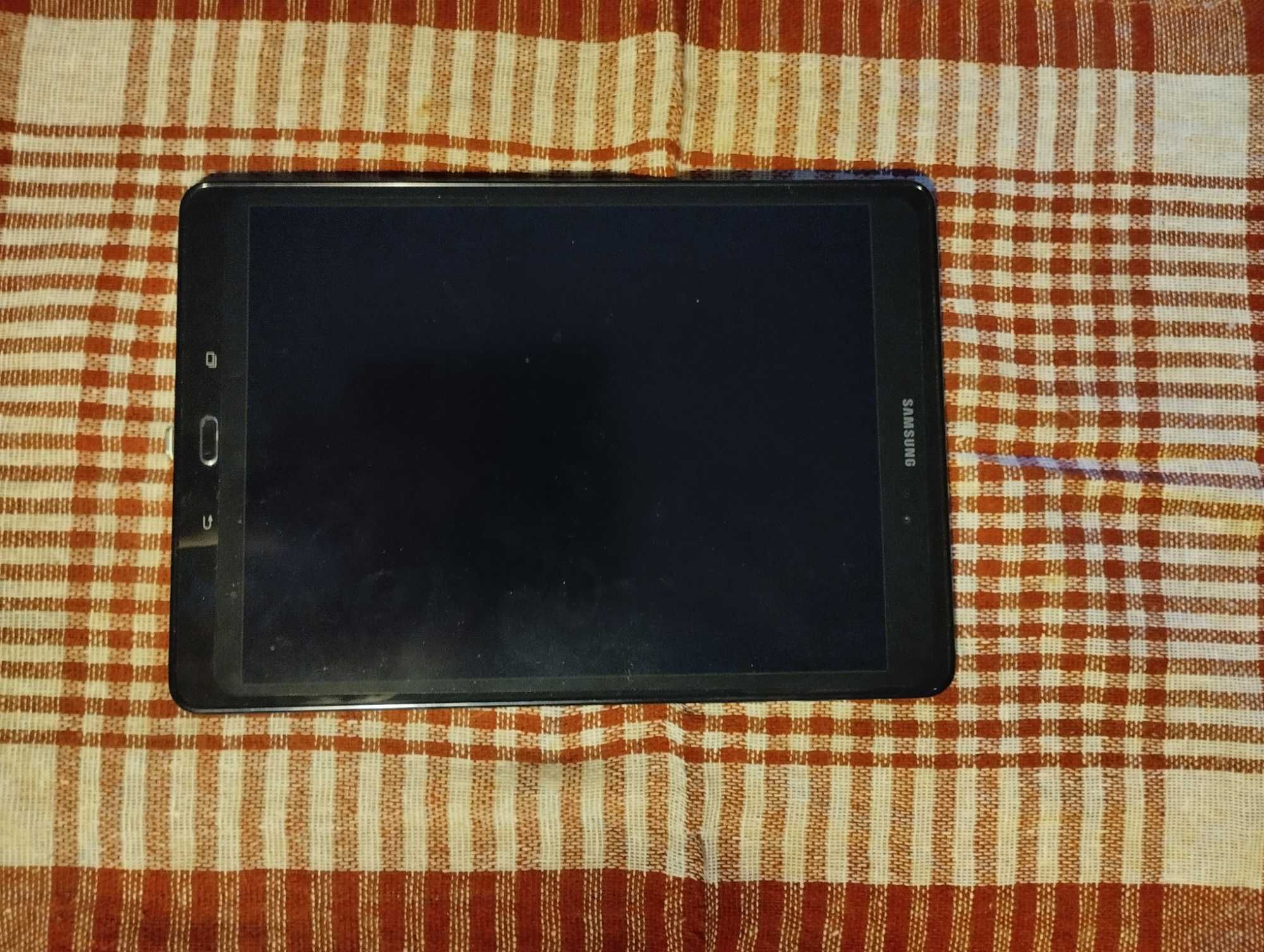 Планшет Samsung 9"
