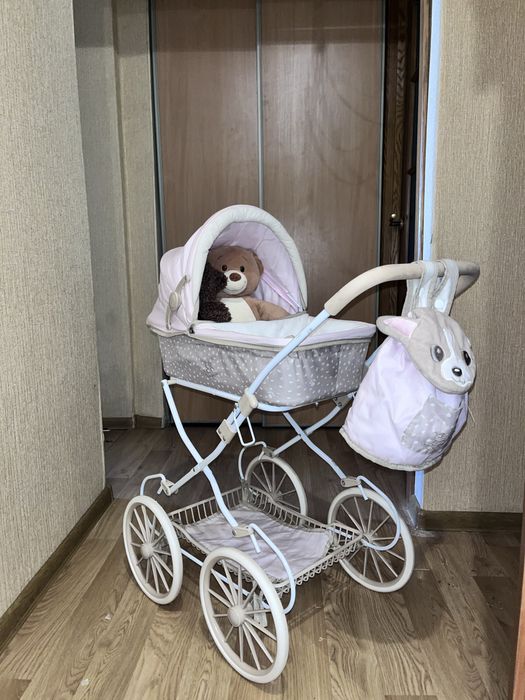 Коляска іграшкова