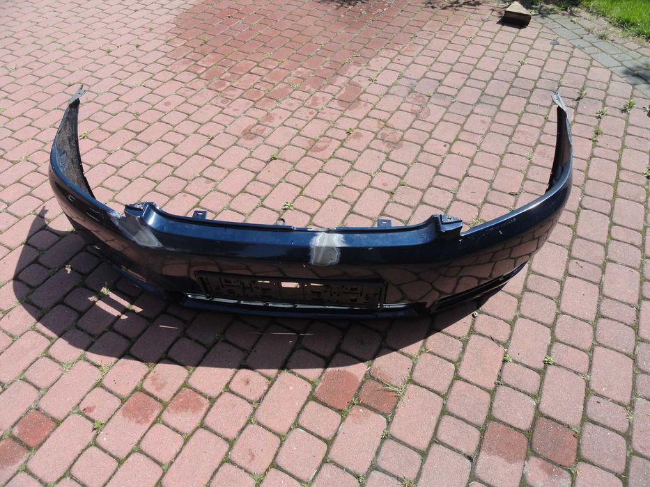 Toyota Avensis Verso Zderzak przód 00-04