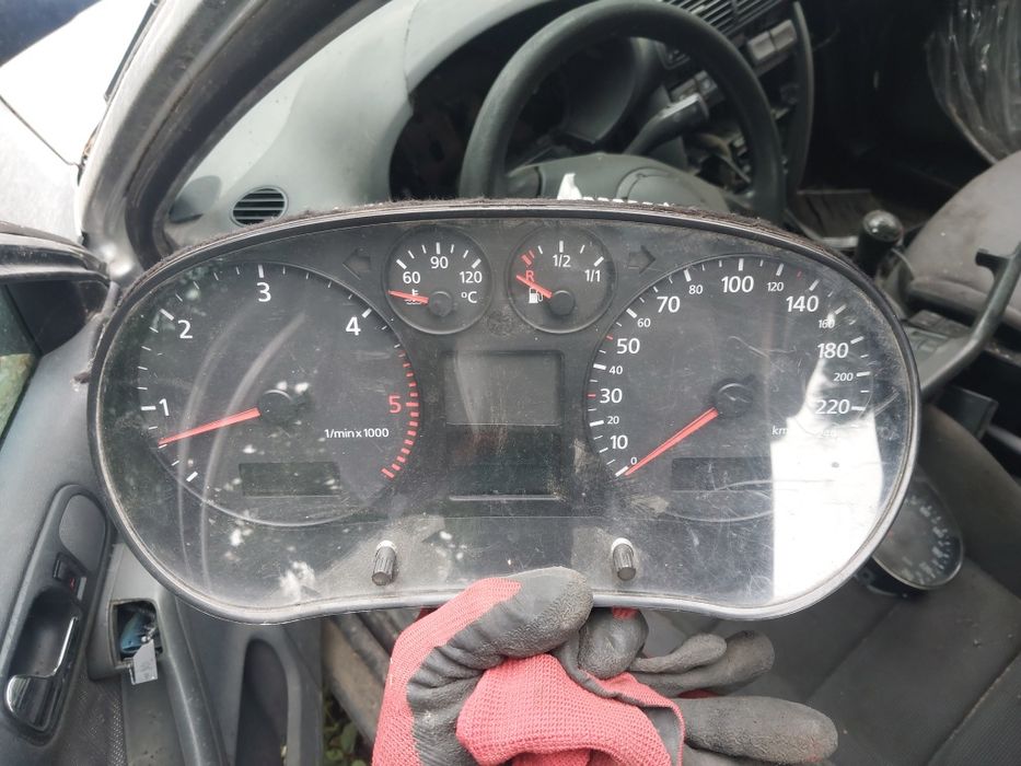Licznik audi a3 8l półfis 1.9 tdi jaeger