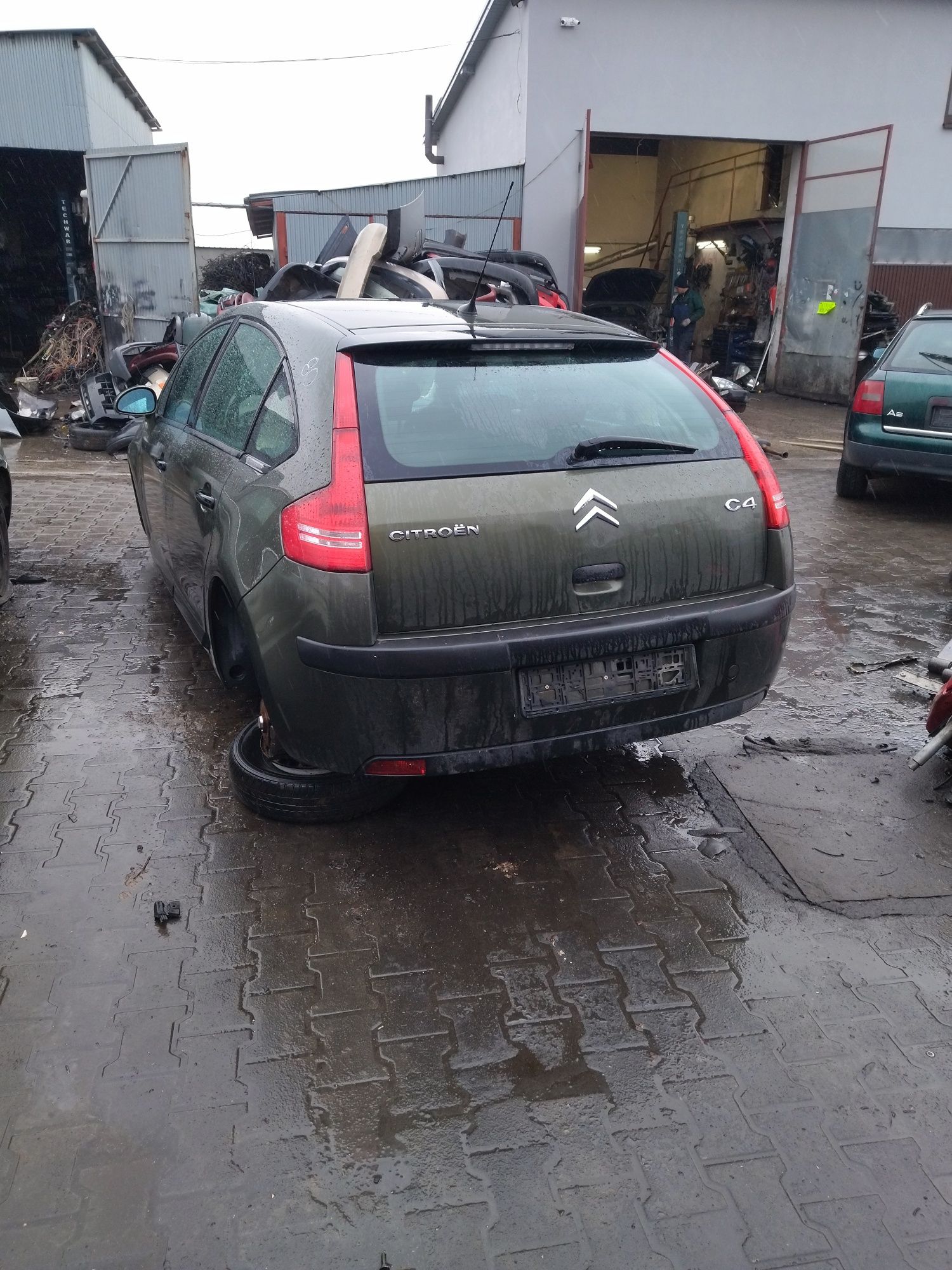 Citroen C4 I 04-08 Maska Pokrywa Silnika LQQ