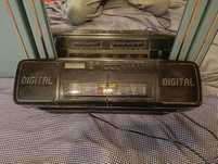 Radiomagnetofon Anitech z Aux