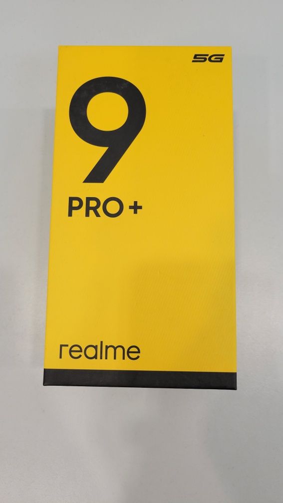 Realme 9Pro + 5G 8/256Gb Black,новый