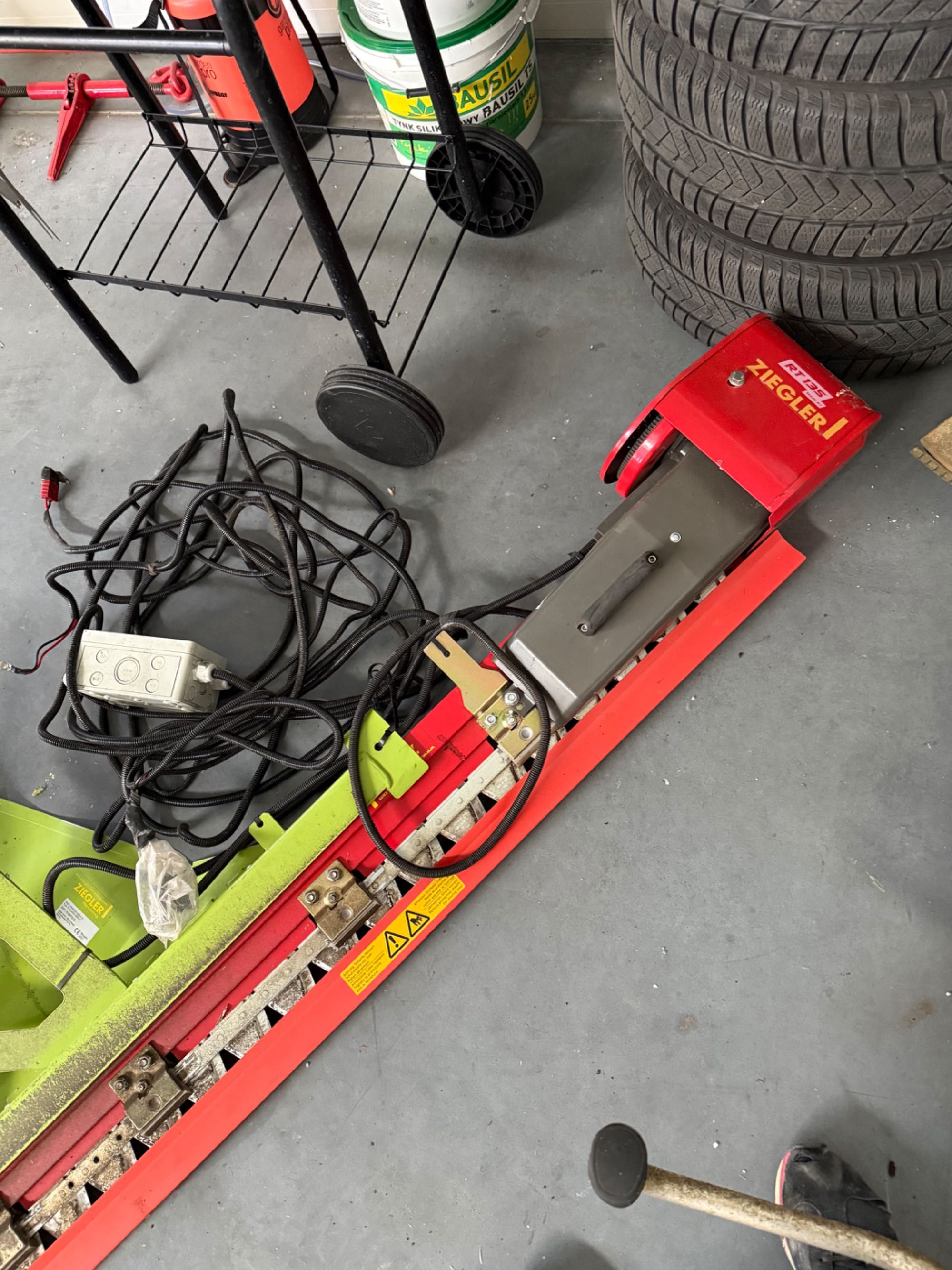 Kosa do rzepaku claas Vario Cerio Elektryczna