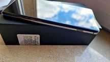 Samsung Galaxy S10+ stan bardzo dobry, nowa bateria, wada ekranu
