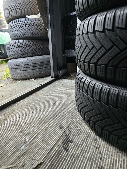 Sprzedam 4 opony 205/55 16" Michelin zimowe 90%