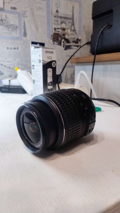 Об'єктив для фотоапарата NIKON D3100 (18-55mm)