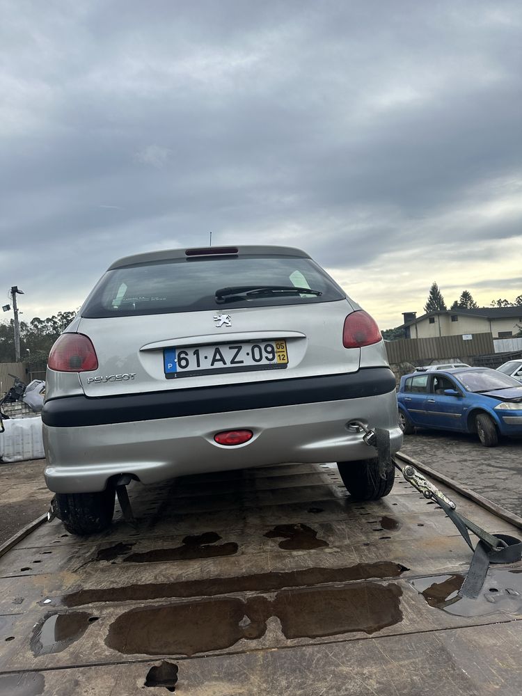 Para pecas peugeot 206 1.1 gasolina ano 2005