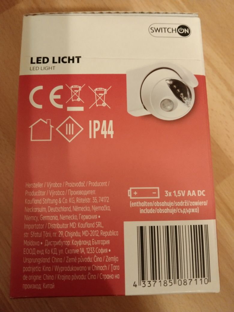 Lampka LED z czujnikiem ruchu SwitchOn w zestawie z bateriami