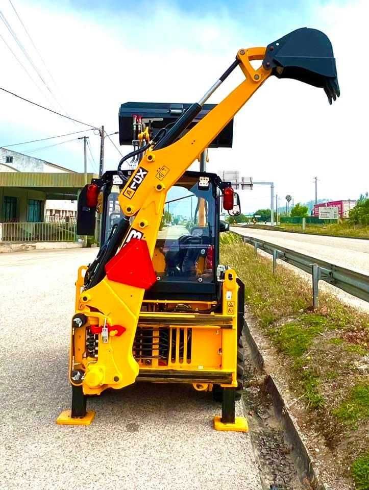 MINI RETROESCAVADORA JCB 1CX