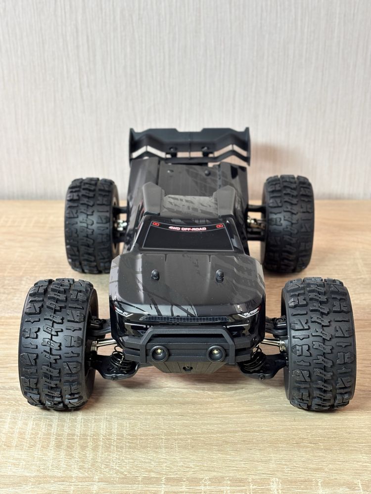 Радіокерована машинка MJX Hyper Go 14210 з 3s акумулятором.