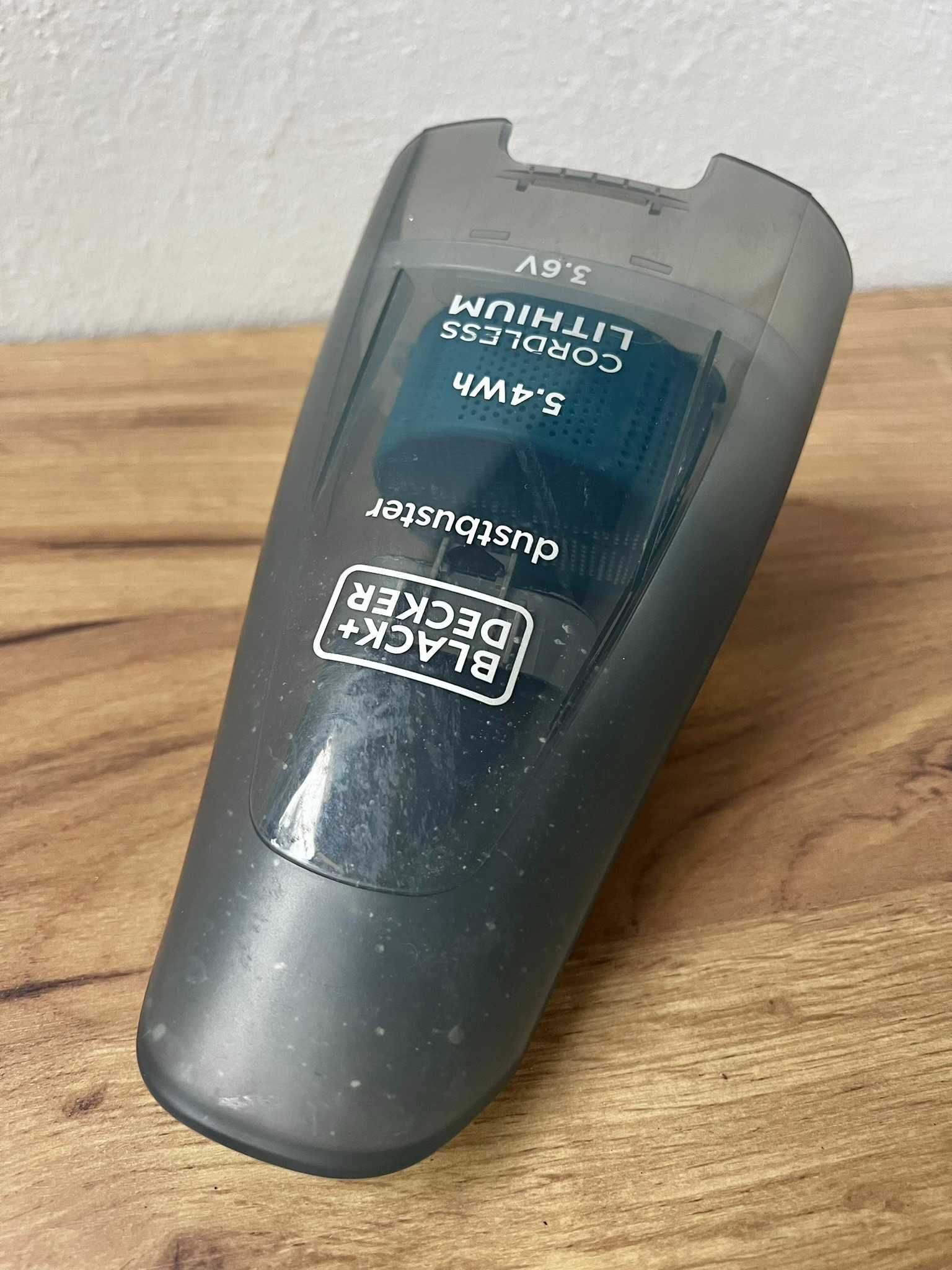 BLACK&DECKER NVC115JL odkurzacz ręczny 3,6V