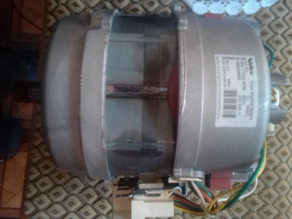 Двигатель электро, от стиральной машины Zanussi
