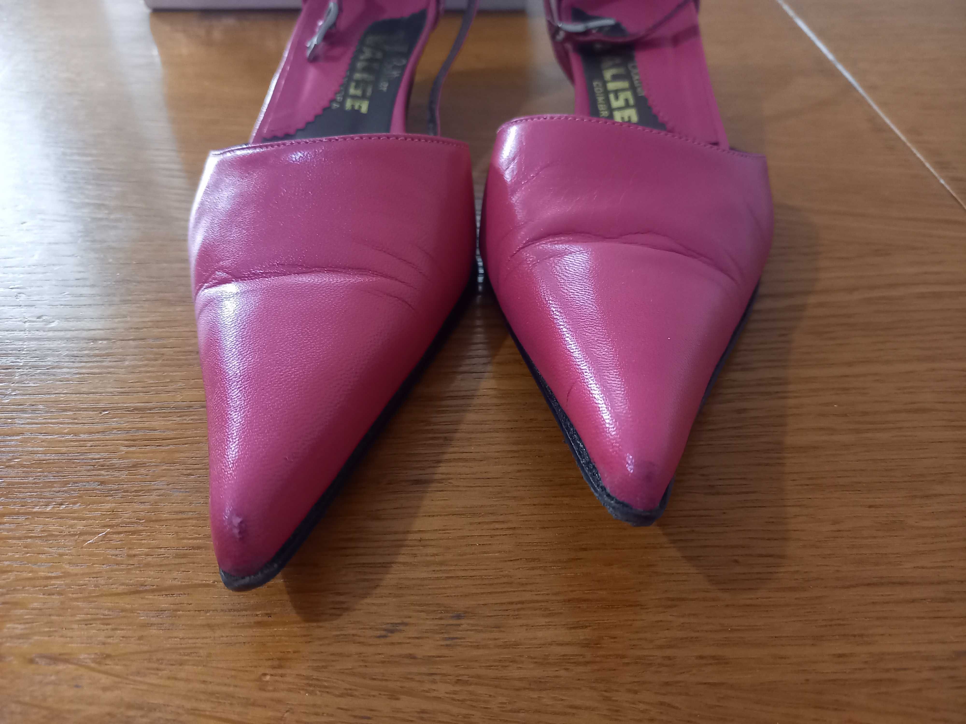 Sapatos rosa choque