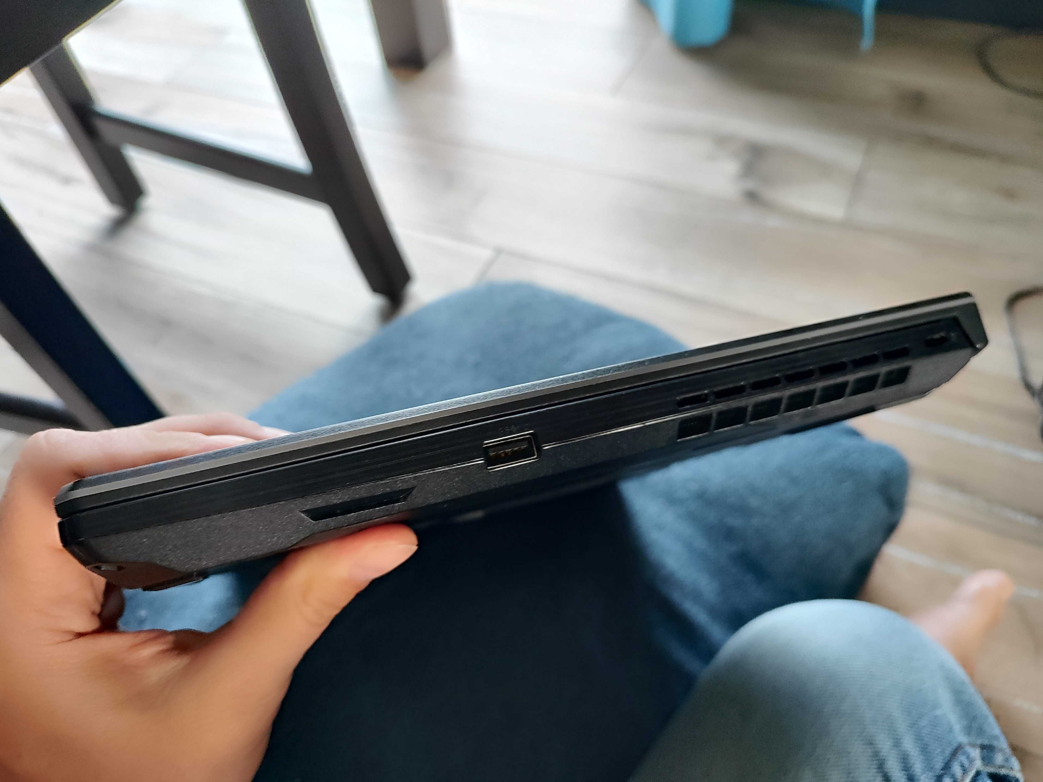 Laptop ASUS TUF Gaming F15 FX506HC [uszkodzona karta WiFi?]