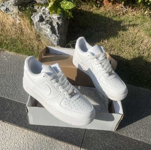 NikeAirForce1Low07White r.41