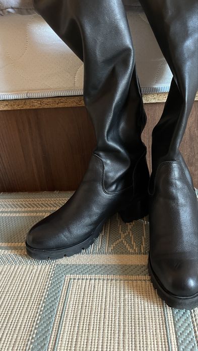 Ботфорди чорні шкіряні