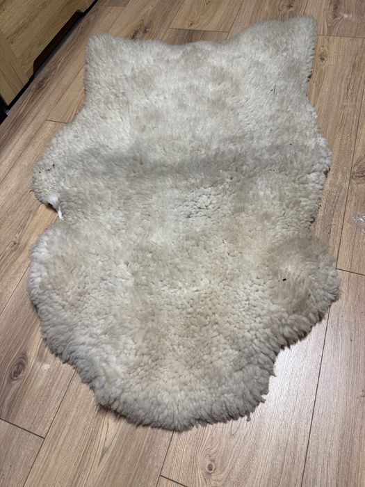 Skóra owcza, dywanik