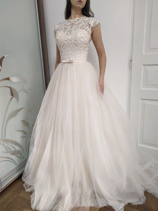 Весільна сукня.Сукня на випускний чи фотосесію