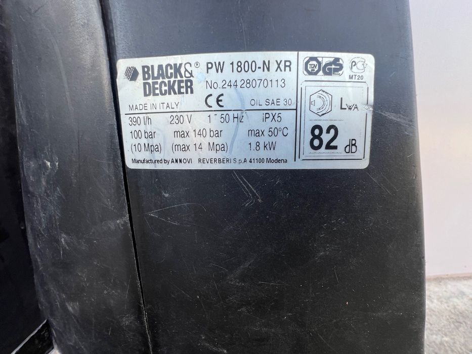 мийка високого тиску black decker pw 2100 та pw 1800