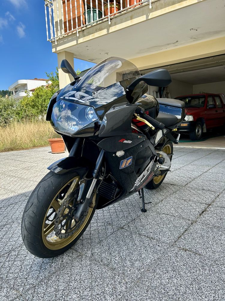 Aprilia RSV Mille 2003 (troco)