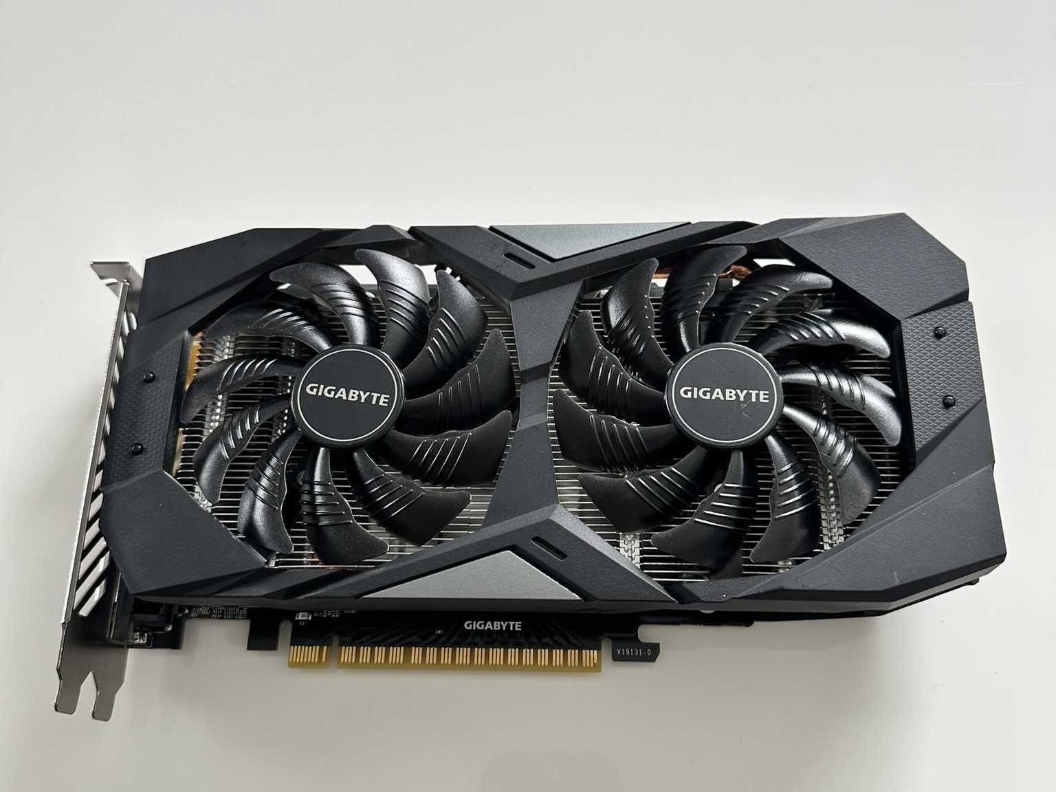 Karta graficzna GeForce GTX 1650 Super Windforce OC 4G/100% sprawna.