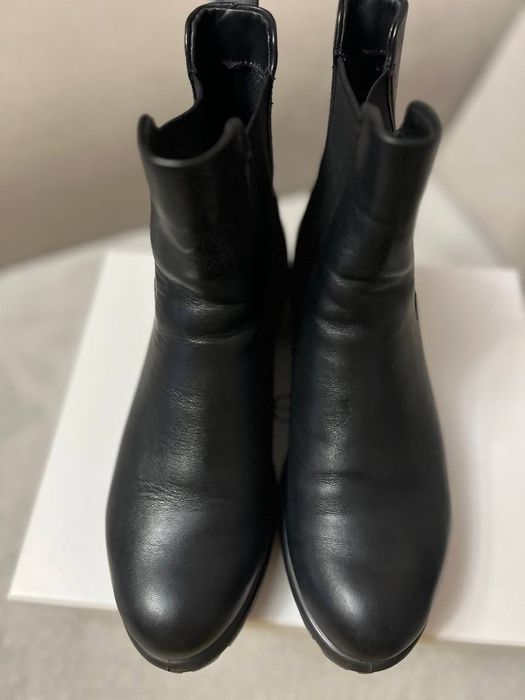Черевики жіночі Челсі шкіряні Ecco 38 розмір устілка 25 см стан нових