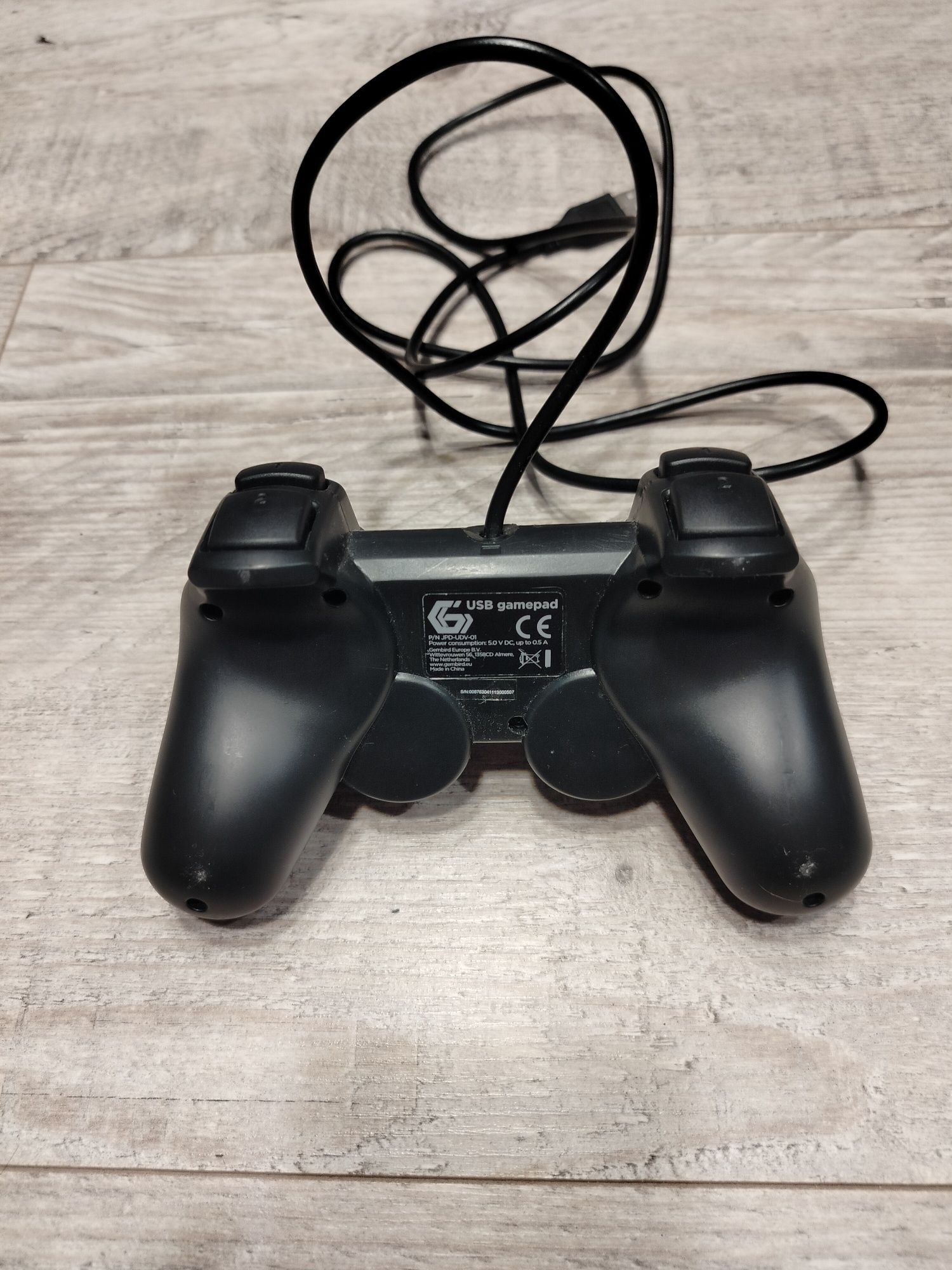 Pad przewodowy ps3
