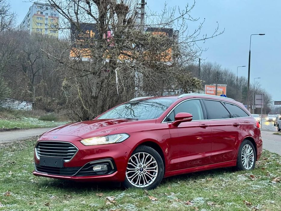 Ford Mondeo Faktura VAT 23% * 44 308 zł NETTO * NAVI * Automat * TITANIUM *