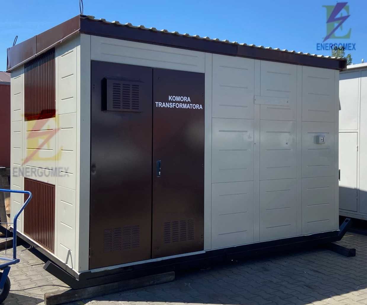 Stacja transformatorowa w obudowie metalowej, moc maksymalna 1000kVA.