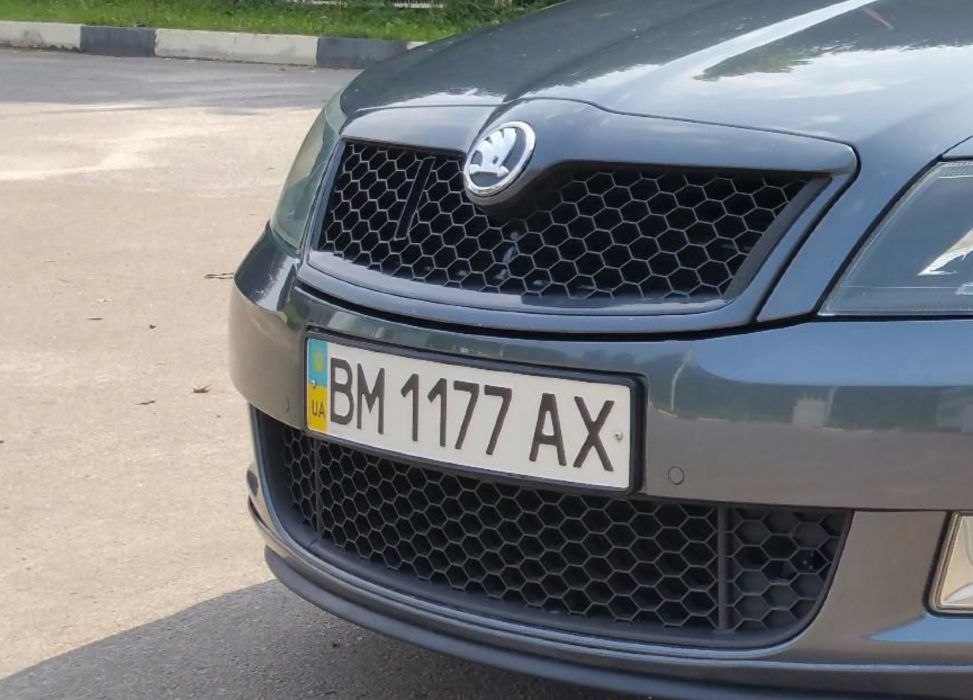 Магнитная рамка номерного знака + магниты в комплекте силиконовая сили