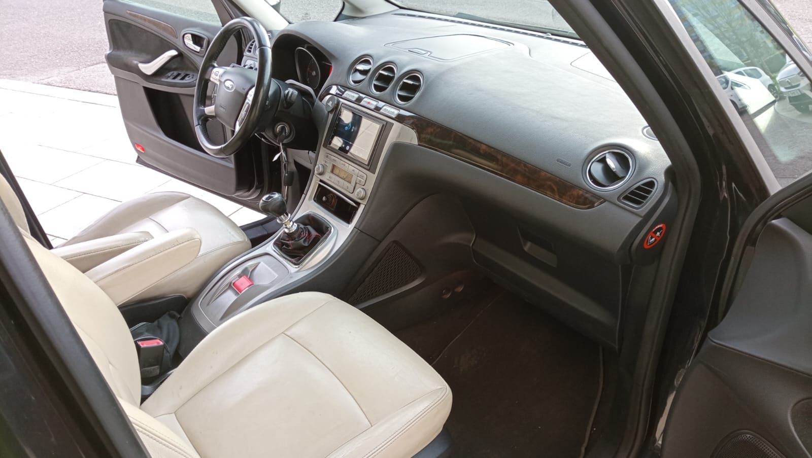 Ford Galaxy 2007 (reparação)