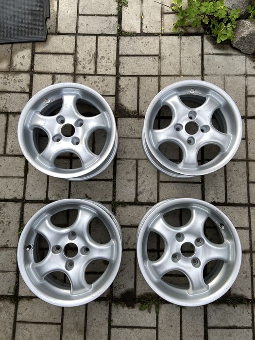 DEZENT R14. Розболтовка 4/114,3 Легкосплавні диски. Тітани.  Диски