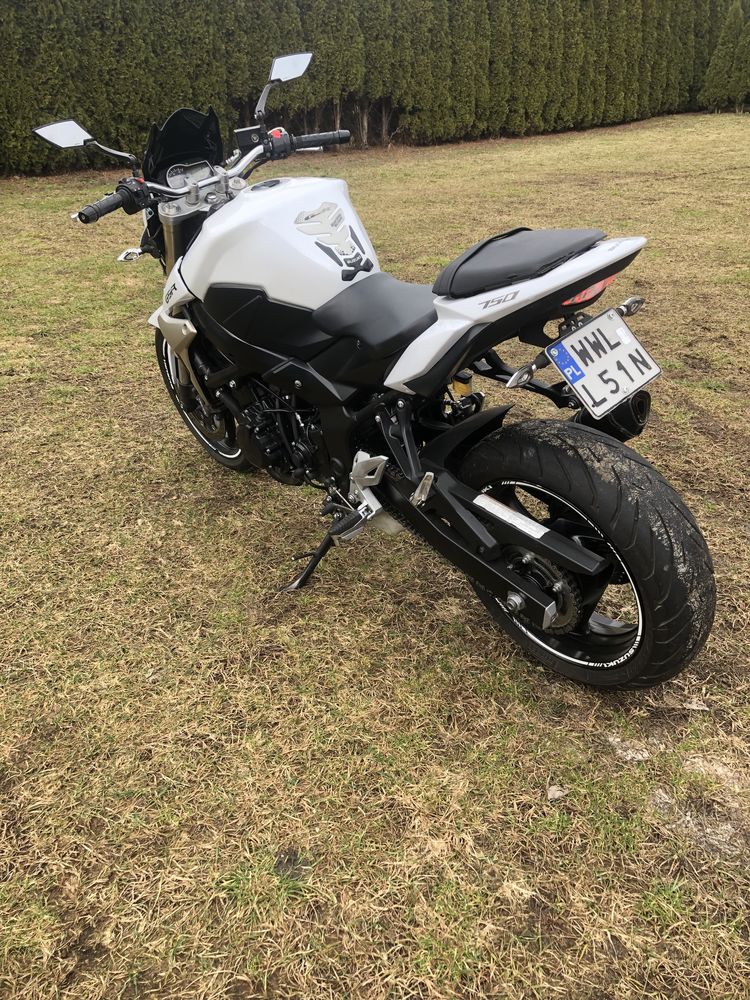 Suzuki GSR 750 Rok2012r