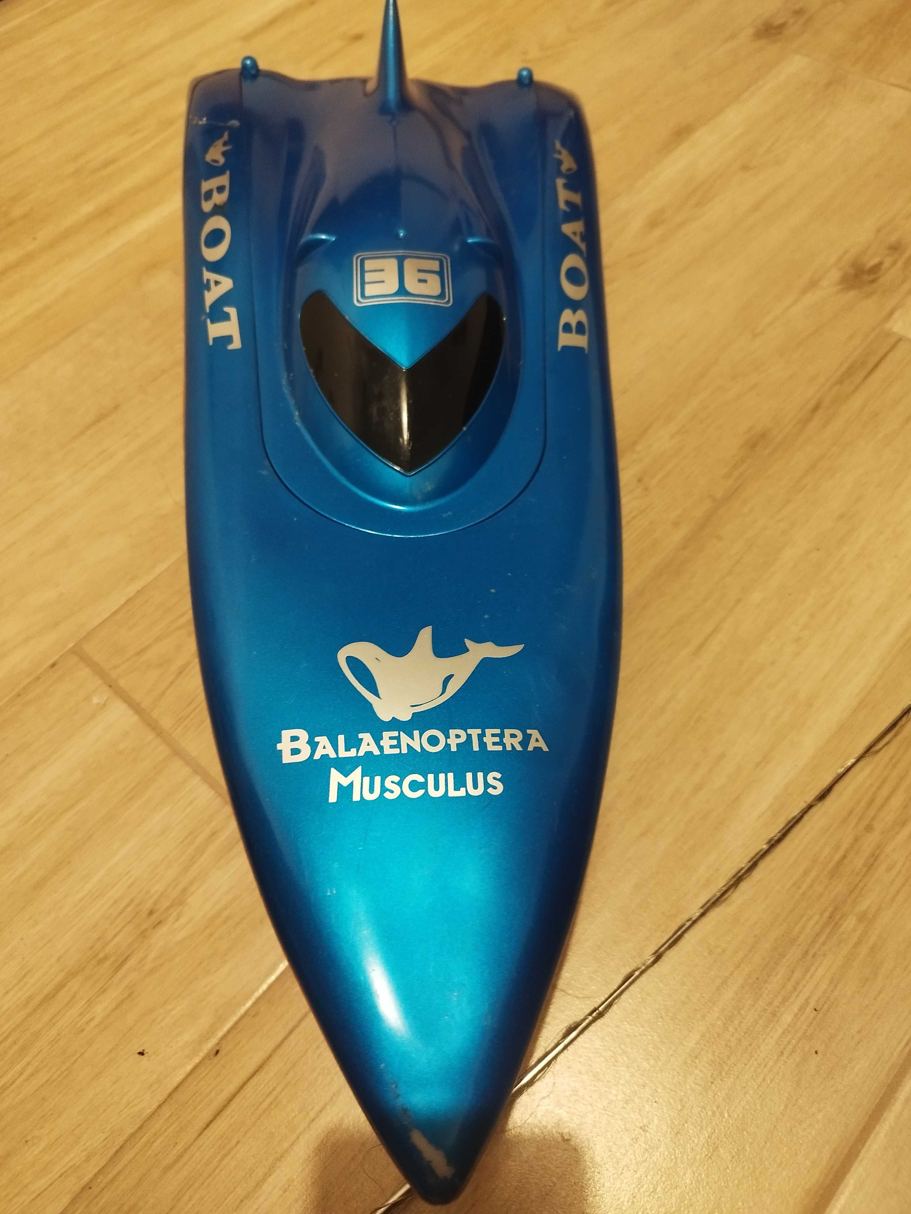 Zdalnie sterowana sportowa łódź motorowa 63cm