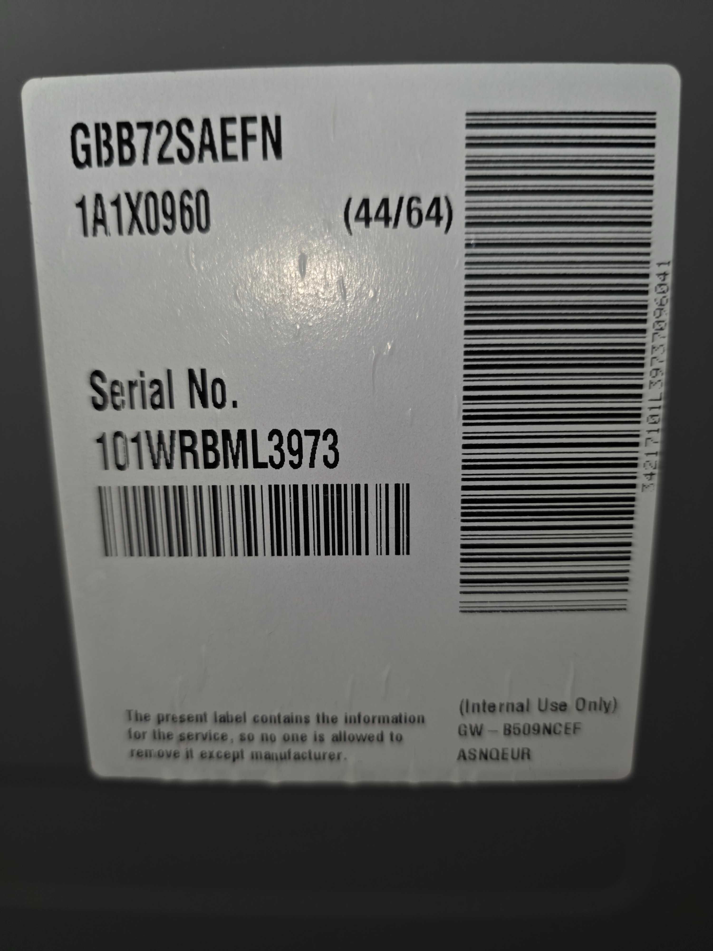 Lodówko-Zamrażarka LG GBB72SAEFN 203 cm   używana niecałe 4 lata