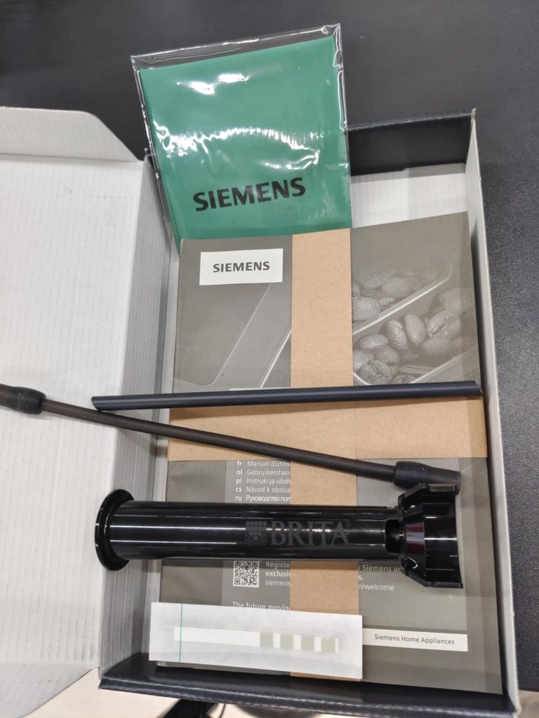 Ekspres ciśnieniowy SIEMENS TP705R01 + GRATIS