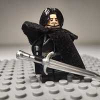 Jon Snow | Gra o Tron | Gratis Naklejka Lego